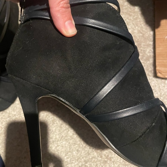 Journee Collection Strappy Black Ankle Booties - Picture 3 of 4